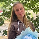 Знакомства: Алина, 24 года, Днепр