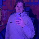 Знакомства: Илья, 23 года, Москва