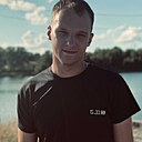 Знакомства: Максим, 27 лет, Россошь