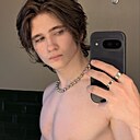 Знакомства: Роман, 18 лет, Санкт-Петербург