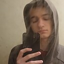 Знакомства: Артемий, 23 года, Саратов