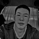 Знакомства: Виталий, 27 лет, Якутск