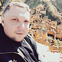 Знакомства: Максим, 40 лет, Малояз