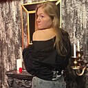 Знакомства: Галя, 21 год, Москва