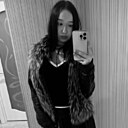 Знакомства: Анюта, 24 года, Белгород