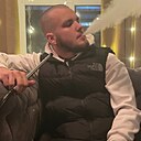 Знакомства: Артем, 21 год, Москва