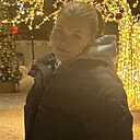 Знакомства: Даша, 18 лет, Москва