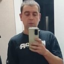 Знакомства: Тëма, 32 года, Комсомольск
