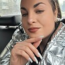 Знакомства: Алёночка, 35 лет, Екатеринбург