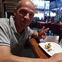 Знакомства: Максим, 43 года, Вологда