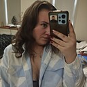 Знакомства: Арина, 25 лет, Санкт-Петербург