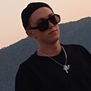 Знакомства: Сашк, 20 лет, Темрюк