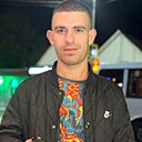 Знакомства: Леша, 26 лет, Артем