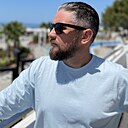 Знакомства: Максим, 26 лет, Москва