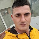 Знакомства: Ionuț, 29 лет, Balş