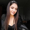 Знакомства: Зара, 19 лет, Омск