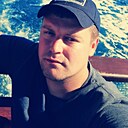 Знакомства: Максим, 34 года, Москва