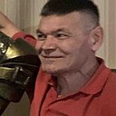 Знакомства: Виталий, 25 лет, Нововолынск