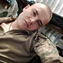 Знакомства: Макс, 23 года, Рязань