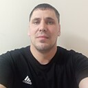 Знакомства: Толя, 36 лет, Магадан