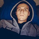 Знакомства: Денис, 20 лет, Алупка