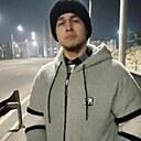 Знакомства: Анатолий, 20 лет, Луганск