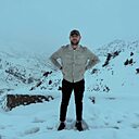 Знакомства: Karim, 35 лет, Астана