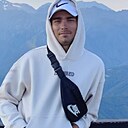 Знакомства: Костя, 24 года, Волжский