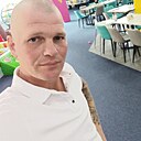 Знакомства: Максим, 38 лет, Саратов