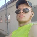 Знакомства: Макс, 24 года, Ставрополь