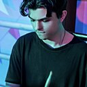 Знакомства: Максим, 18 лет, Москва