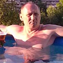Знакомства: Валера, 57 лет, Междуреченск