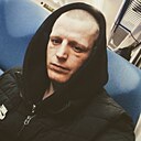 Знакомства: Илья, 22 года, Усть-Катав