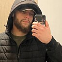 Знакомства: Илья, 26 лет, Екатеринбург