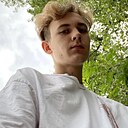 Знакомства: Данила, 22 года, Лабинск