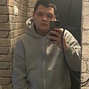 Знакомства: Тема, 21 год, Подольск