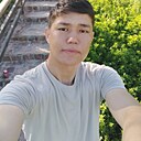 Знакомства: Максим, 24 года, Санкт-Петербург