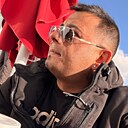 Знакомства: Alex, 33 года, Brașov