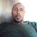 Знакомства: Виктор, 45 лет, Губкинский