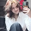 Знакомства: Александра, 18 лет, Владивосток