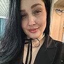 Знакомства: Елена, 37 лет, Усолье-Сибирское