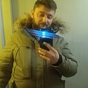 Знакомства: Артем, 35 лет, Москва