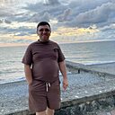Знакомства: Бачо, 33 года, Гал