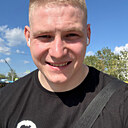 Знакомства: Артём, 30 лет, Кемерово