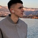 Знакомства: Danya, 18 лет, Батуми