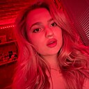 Знакомства: Ангелина, 23 года, Москва