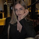 Знакомства: Вика, 22 года, Гомель