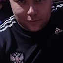 Знакомства: Евгений, 31 год, Калуга