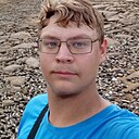 Знакомства: Евгений, 20 лет, Кыштым