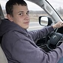 Знакомства: Фама, 22 года, Фролово